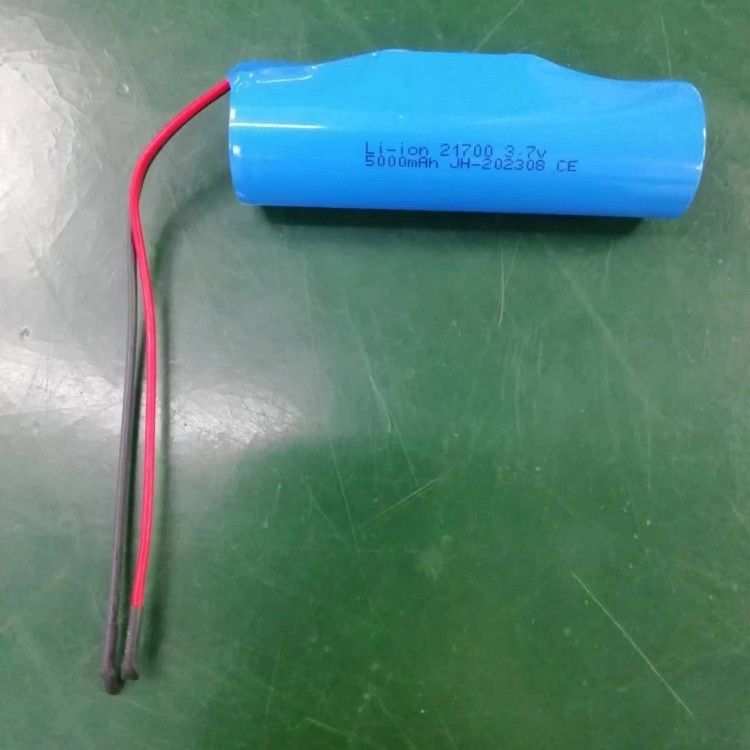 3.7V 5000mAh 21700 पैक के साथ पीसीबी और लीड 20 AWG इलेक्ट्रॉनिक डिवाइस के लिए