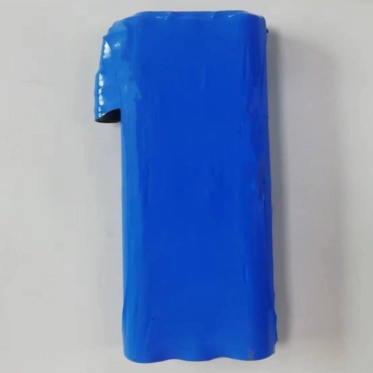 3S2P 21700 बैटरी पैक 11.1V 10000mAh बैरल कनेक्टर के साथ दो परतों का आकार कोई तार नहीं निकलता है