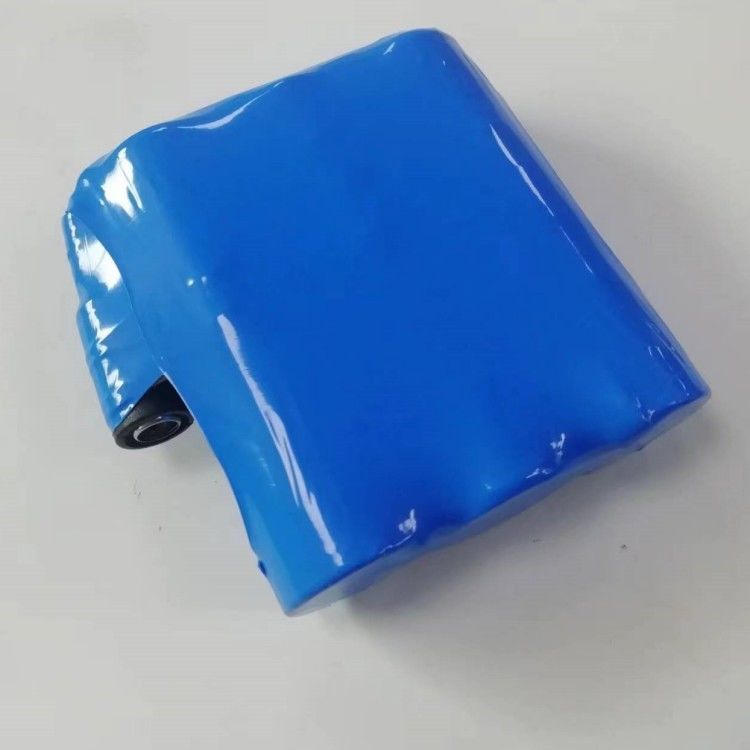 11.1v 5000mah 3s1p बैटरी पैक 21700 सेल के साथ Dc5.5 X 2.1mm महिला प्लग