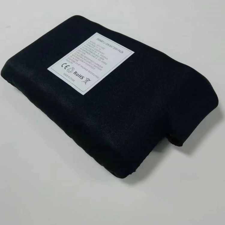सर्दियों में गर्म कपड़े बैटरी 7.4V 12V 10000mAh डीसी चार्जिंग हेड काला रंग