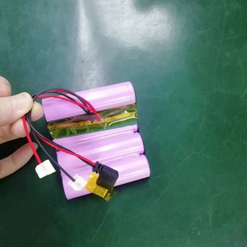 अनुकूलित 3500mah 1S5P 18650 बैटरी पैक 3.7V 17.5Ah ट्रैकिंग डिवाइस के लिए यूएसबी-सी प्लग के साथ