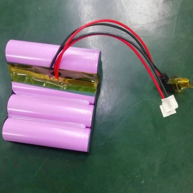 अनुकूलित 3500mah 1S5P 18650 बैटरी पैक 3.7V 17.5Ah ट्रैकिंग डिवाइस के लिए यूएसबी-सी प्लग के साथ