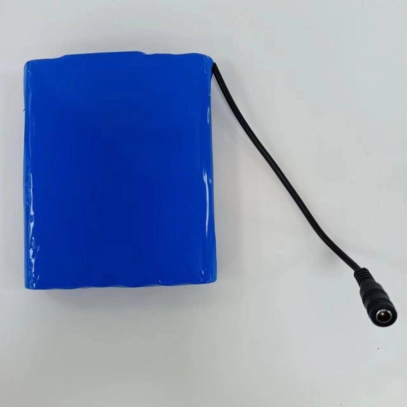 स्लिम 18650 बैटरी पैक 6S2P 22.2V 5Ah के साथ DC 5.5x2.1mm कनेक्टर BMS ऊपर