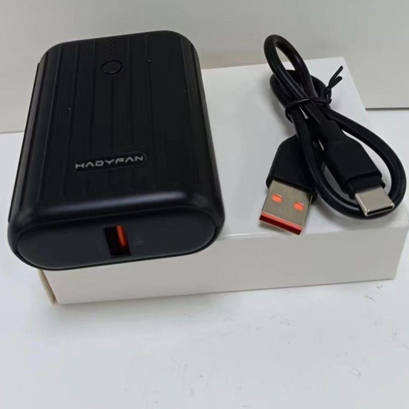 उच्च गुणवत्ता 21700 ली आयन बैटरी पावरबैंक 10000mah फोन / 5V इलेक्ट्रॉनिक उत्पादों के लिए